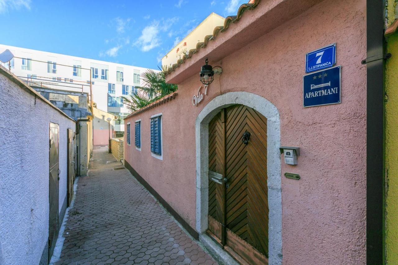 Apartments Villa 7 Crikvenica Exterior foto